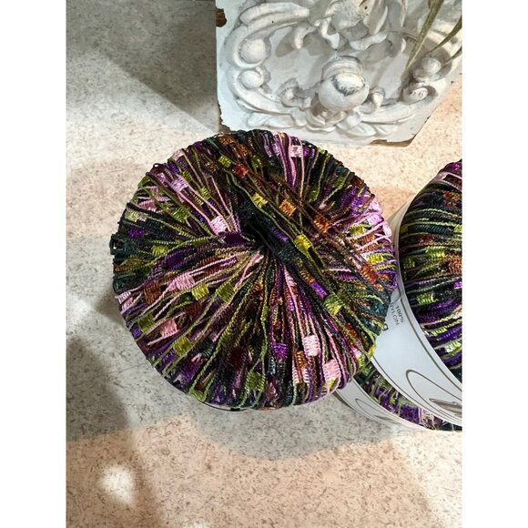 Dazzle Yarn Lot Of 4 Skeins 25g Each 100% Nylon Made In Italy (Fever) Multicolor - Picture 5 of 5